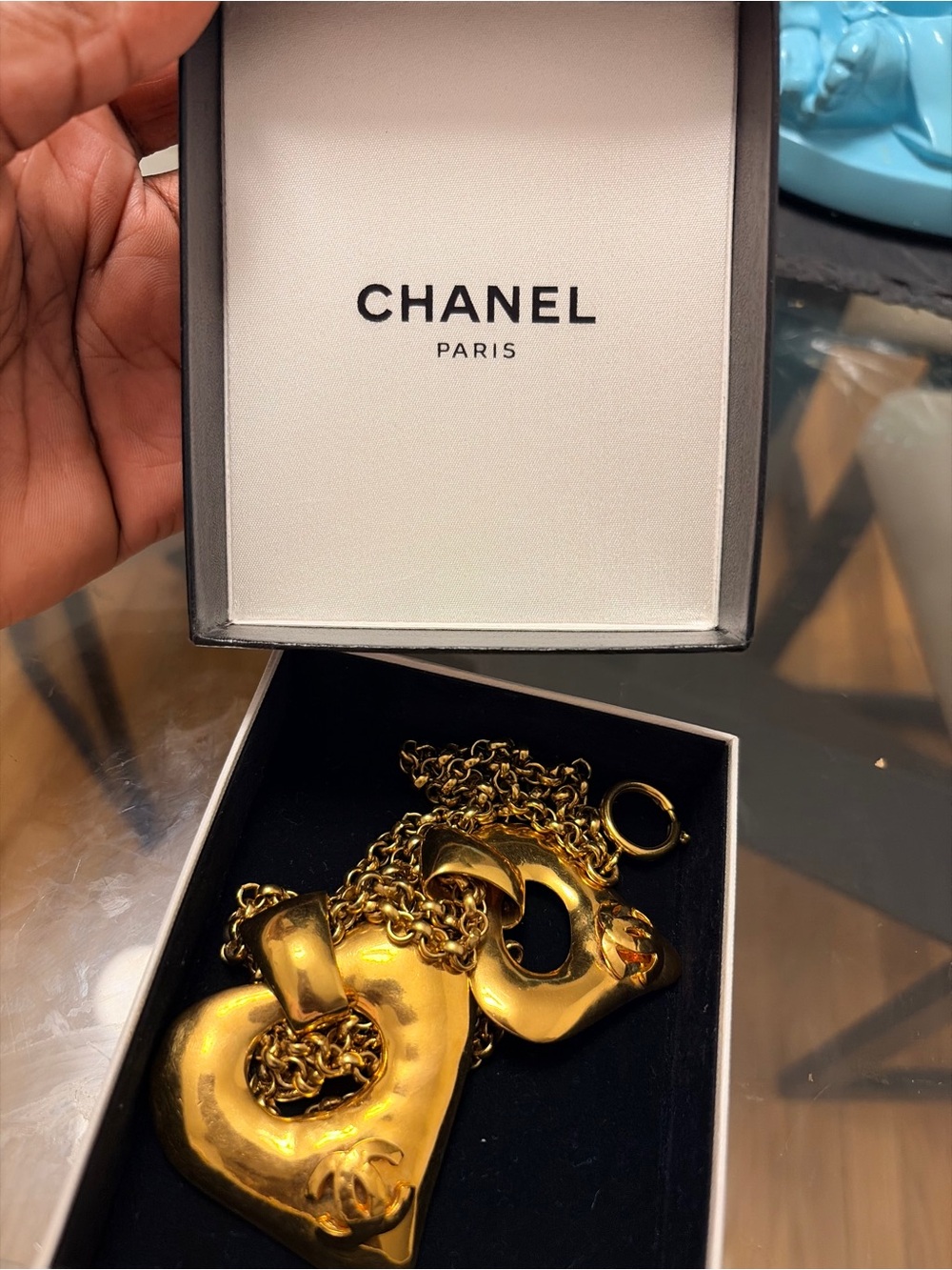 Chanel 1993 Gold Heart Pendant Necklace - Gold